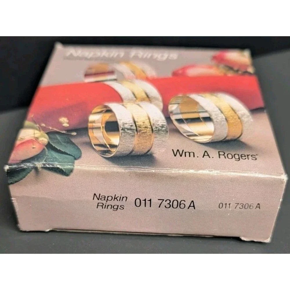 Set‎ of 4 Silver Plated Napkin Rings Wm. A. Rogers Brand New!